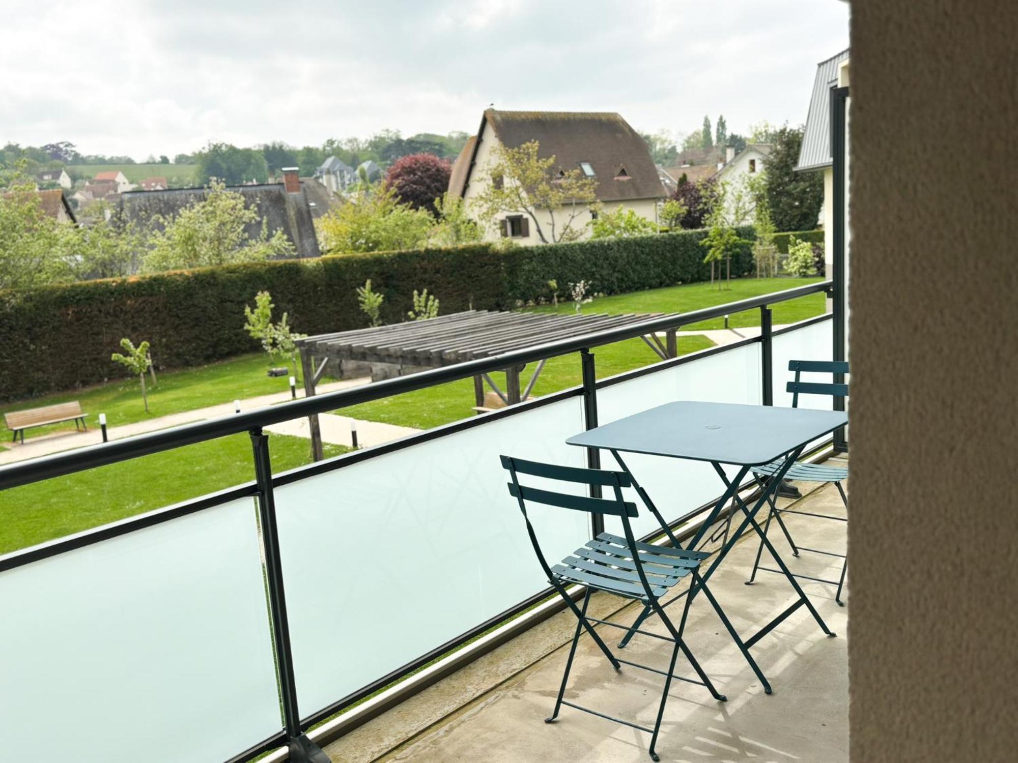 Les Boreales - Appart'Hotel & Restaurant Villers-sur-Mer Eksteriør bilde